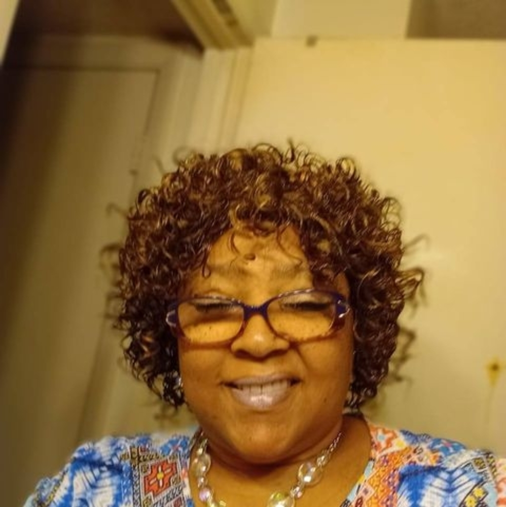 Meet your Posher, Sabrina